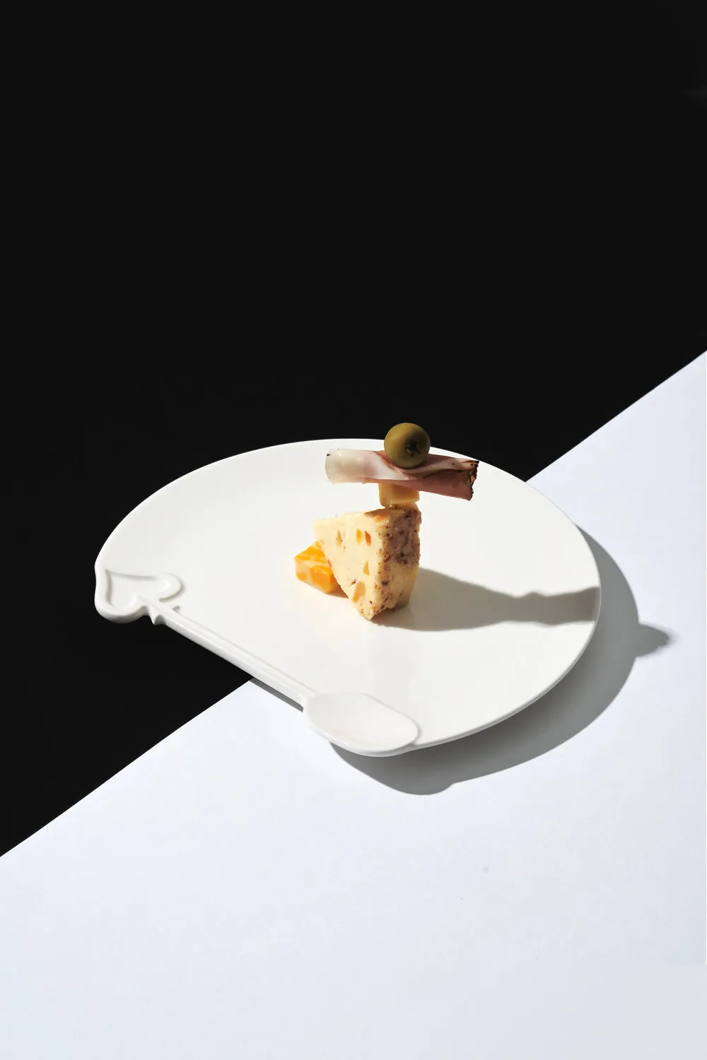 Alice Plate