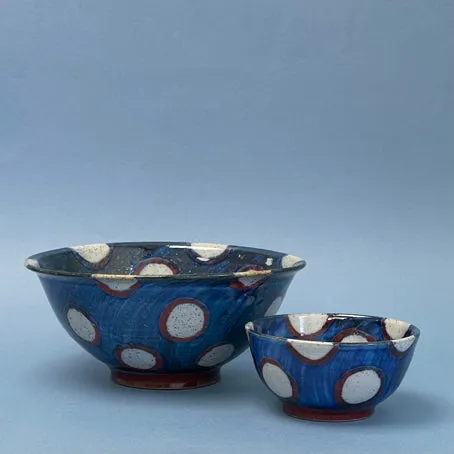 Ceramic bowl spot.